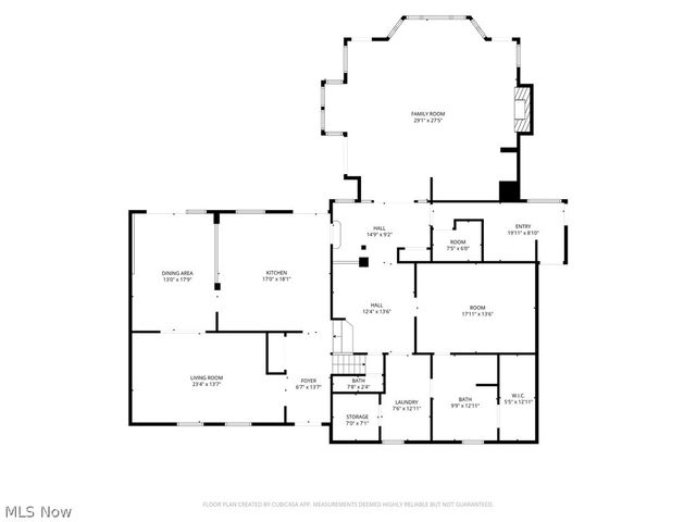 18050 Elliott Drive, Chagrin Falls, OH 44023