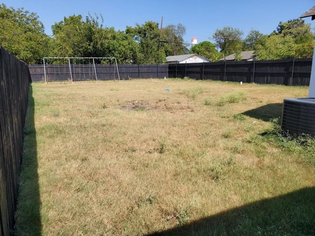 7026 Ash Street, Frisco, TX 75034