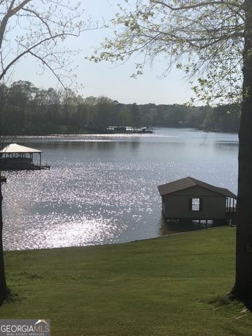 196 Old Plantation Trail NW, Milledgeville, GA 31061