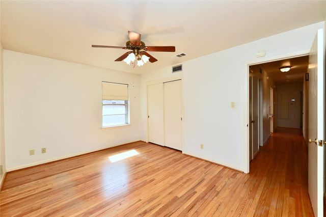 1818 Watercrest Drive, Houston, TX 77008