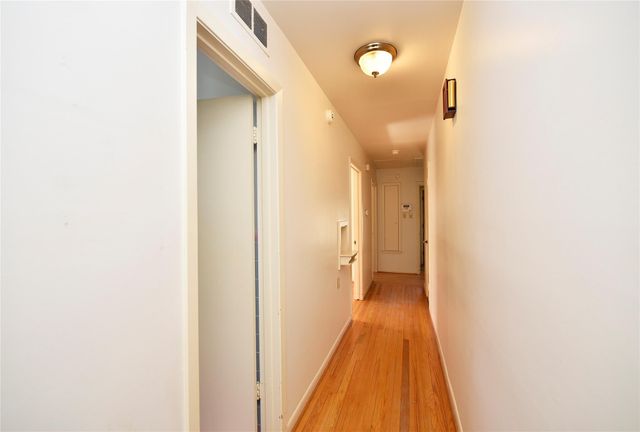 1818 Watercrest Drive, Houston, TX 77008