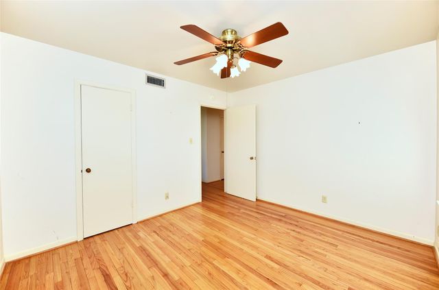 1818 Watercrest Drive, Houston, TX 77008