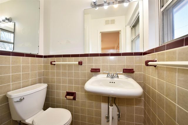 1818 Watercrest Drive, Houston, TX 77008