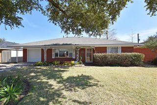 1818 Watercrest Drive, Houston, TX 77008