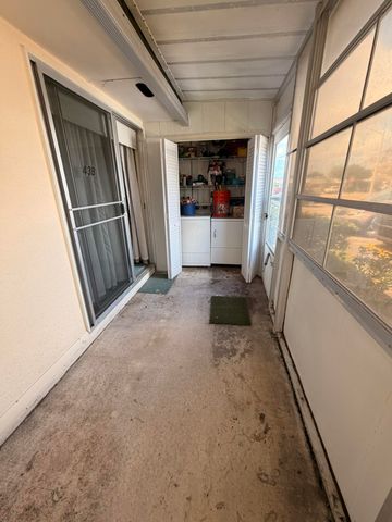 43 Valencia B, Delray Beach, FL 33446