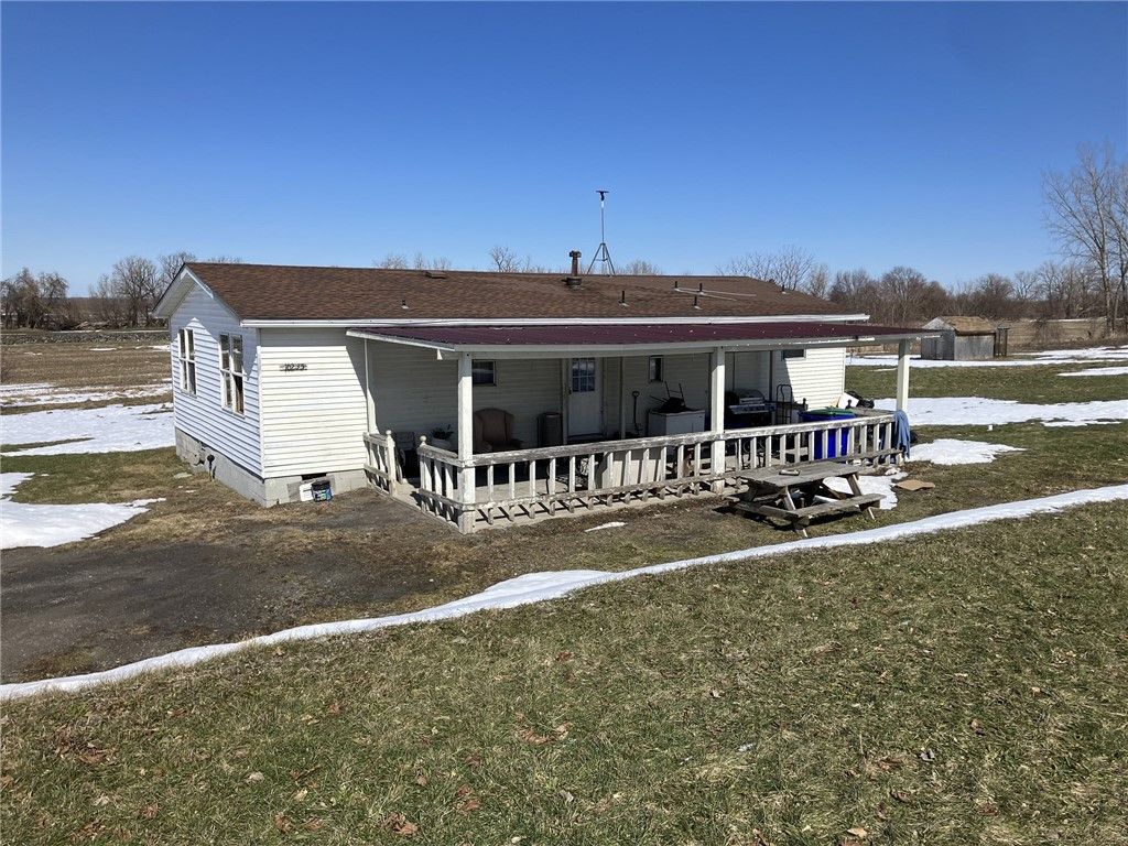 10235 Telegraph Road, Shelby, NY 14103