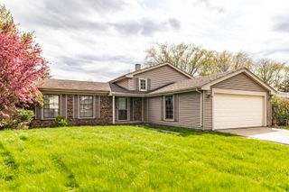 809 Thornton Lane, Buffalo Grove, IL 60089