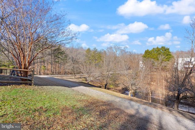 16601 ACCOLON CT, Dumfries, VA 22025