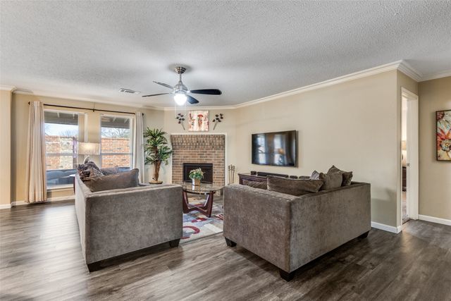 8009 Trophy Court, Rowlett, TX 75089