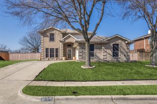 8009 Trophy Court, Rowlett, TX 75089