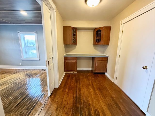 57 W Main St, Cowanshanock Twp, PA 16263