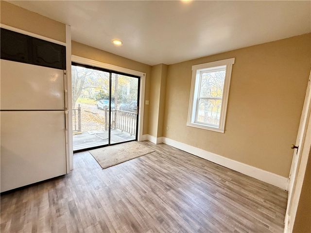 57 W Main St, Cowanshanock Twp, PA 16263