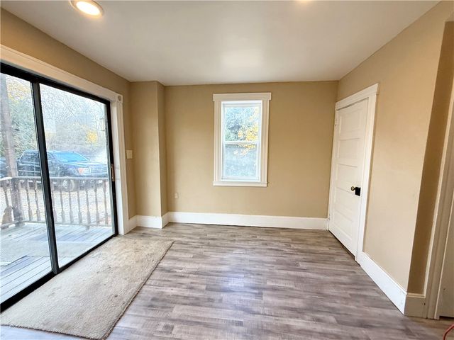 57 W Main St, Cowanshanock Twp, PA 16263