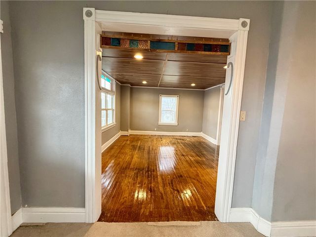 57 W Main St, Cowanshanock Twp, PA 16263