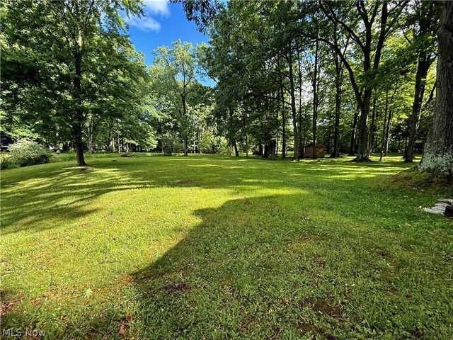 17956 Elliott Drive, Chagrin Falls, OH 44023