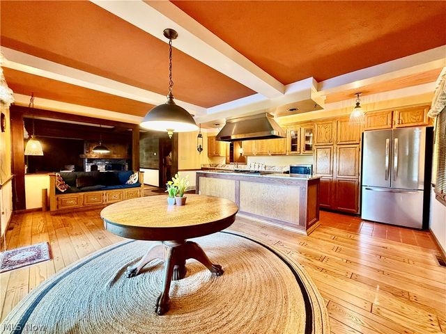 17956 Elliott Drive, Chagrin Falls, OH 44023