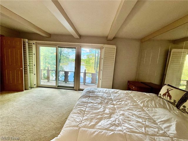 17956 Elliott Drive, Chagrin Falls, OH 44023