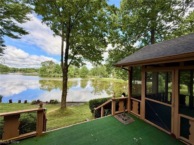 17956 Elliott Drive, Chagrin Falls, OH 44023