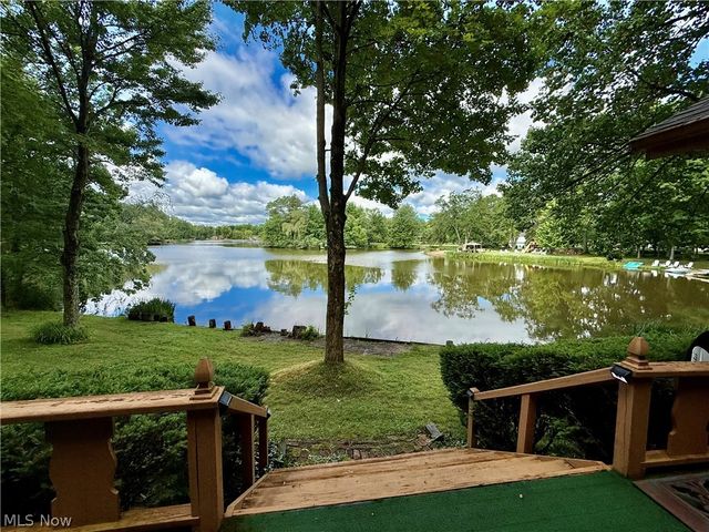 17956 Elliott Drive, Chagrin Falls, OH 44023