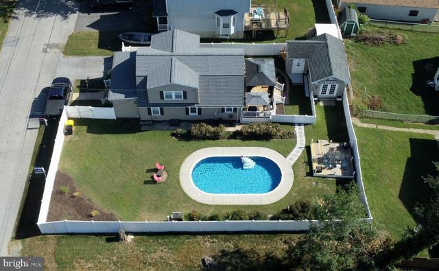 8206 W END DR W, Orchard Beach, MD 21226