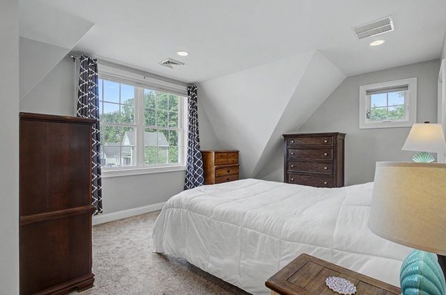 20 Beaumont Drive, Dover, NH 03820
