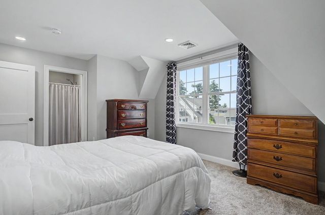 20 Beaumont Drive, Dover, NH 03820
