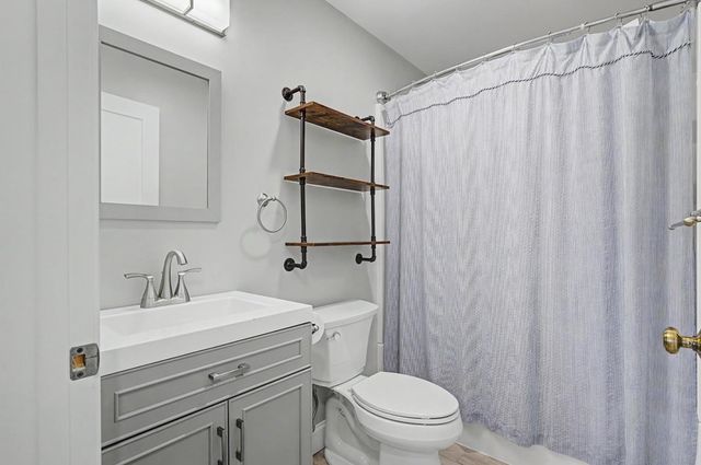 20 Beaumont Drive, Dover, NH 03820