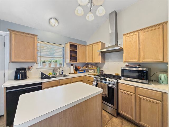 1702 Beaver Pond Court, Bryan, TX 77807