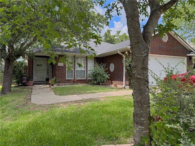 1702 Beaver Pond Court, Bryan, TX 77807