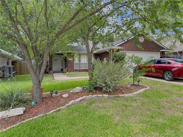 1702 Beaver Pond Court, Bryan, TX 77807