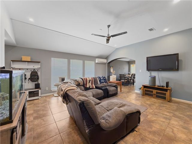 1702 Beaver Pond Court, Bryan, TX 77807