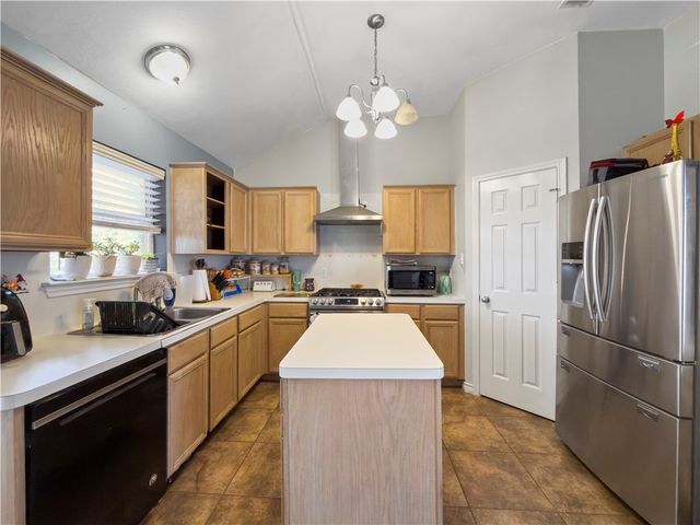 1702 Beaver Pond Court, Bryan, TX 77807