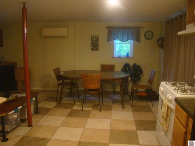 393 Lake Vista Drive, Cadiz, KY 42211