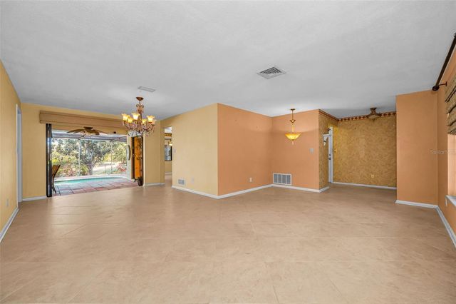 760 VILLAGE WAY, Palm Harbor, FL 34683