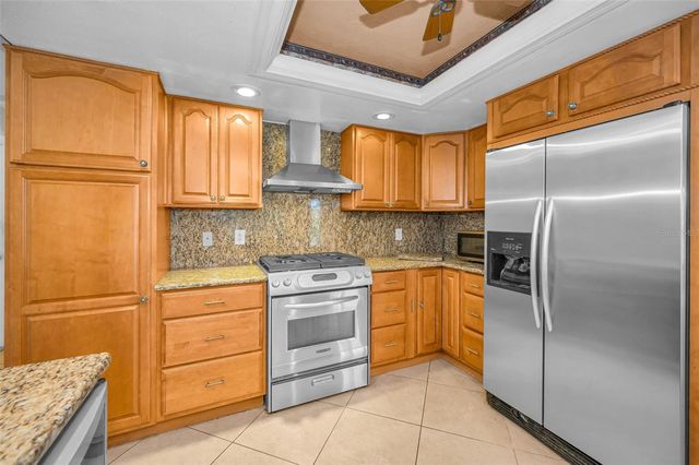 760 VILLAGE WAY, Palm Harbor, FL 34683