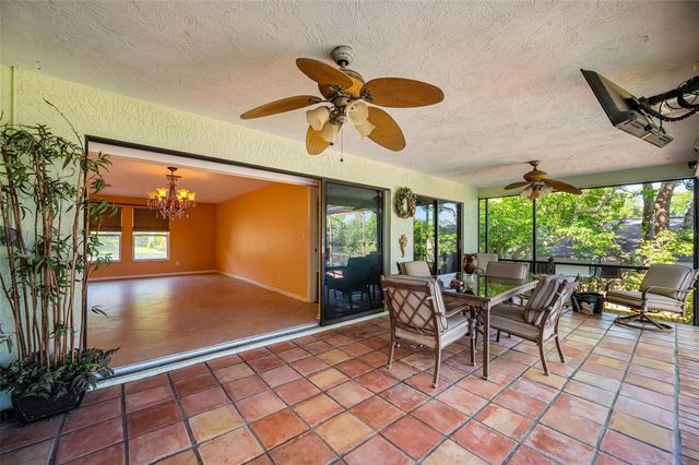 760 VILLAGE WAY, Palm Harbor, FL 34683