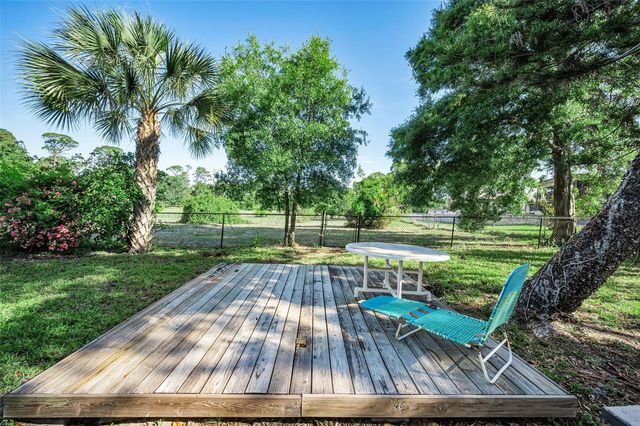 760 VILLAGE WAY, Palm Harbor, FL 34683