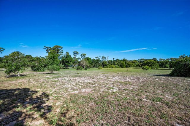 760 VILLAGE WAY, Palm Harbor, FL 34683