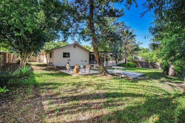 760 VILLAGE WAY, Palm Harbor, FL 34683