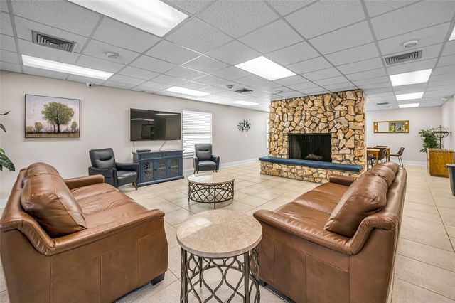 760 VILLAGE WAY, Palm Harbor, FL 34683