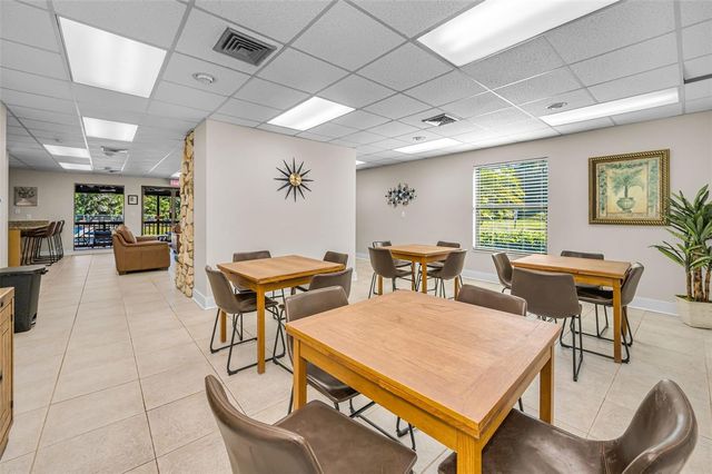 760 VILLAGE WAY, Palm Harbor, FL 34683