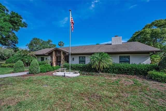 760 VILLAGE WAY, Palm Harbor, FL 34683