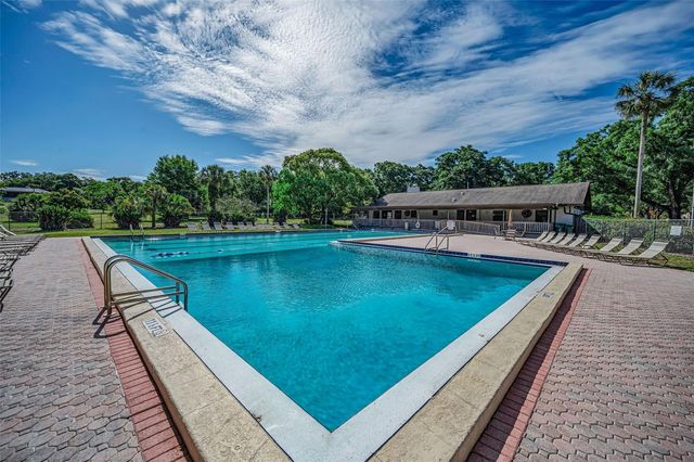 760 VILLAGE WAY, Palm Harbor, FL 34683