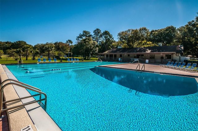 760 VILLAGE WAY, Palm Harbor, FL 34683