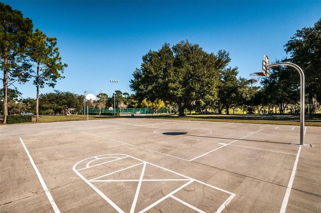 760 VILLAGE WAY, Palm Harbor, FL 34683