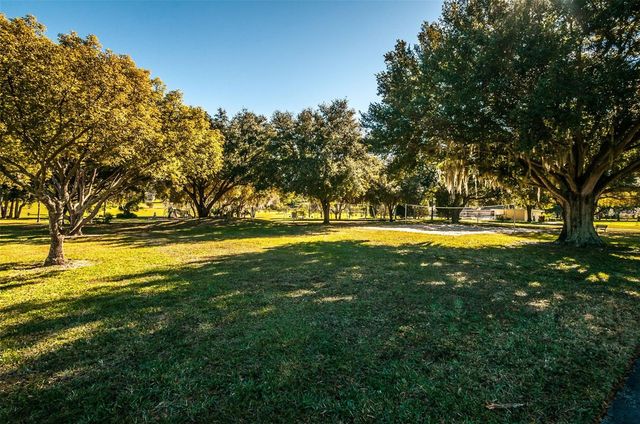 760 VILLAGE WAY, Palm Harbor, FL 34683