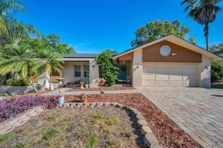 760 VILLAGE WAY, Palm Harbor, FL 34683