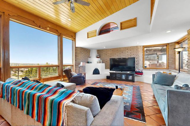 52 TEJON CANON Road, Placitas, NM 87043