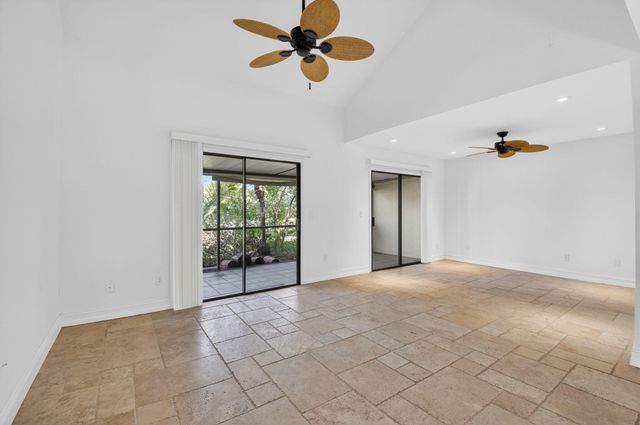 10253 Riverbend Terrace, Boca Raton, FL 33498