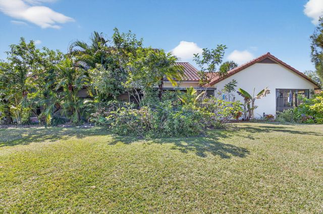 10253 Riverbend Terrace, Boca Raton, FL 33498